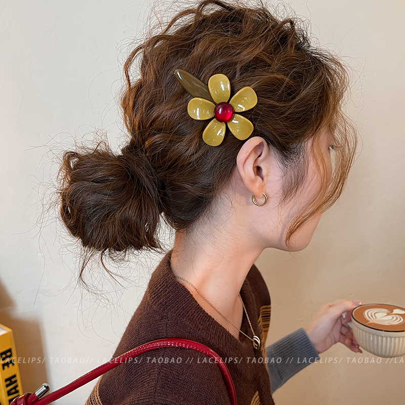 满眼心动~花朵发夹女2025新款