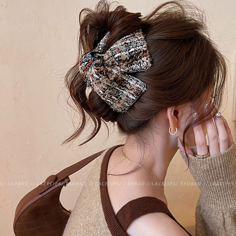 高级感小香风布艺抓夹女三角鲨鱼夹2025新款气质后脑勺发夹发饰秋,饰品/流行首饰/时尚饰品新,发饰,淘宝优惠券,粉丝福利购,淘宝优惠卷