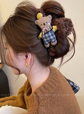 可爱出圈~头发抓夹女小熊毛绒鲨鱼夹独特漂亮发夹2025新款头饰冬