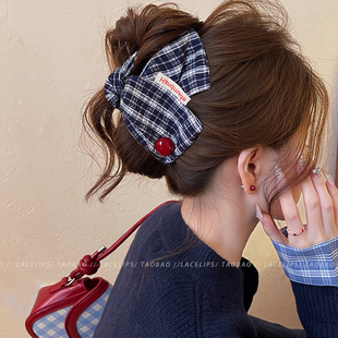 蓝格纹红珠三角抓夹女高级感大号鲨鱼夹2026新款发夹韩系百搭发饰