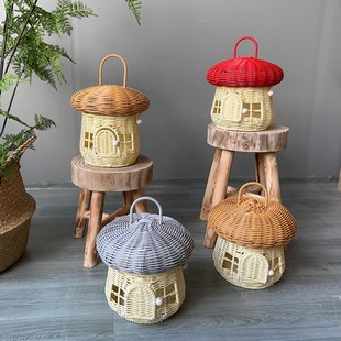 田园藤编花篮手提篮子蘑菇房屋提篮礼品手办礼篮户外装饰拍照篮子