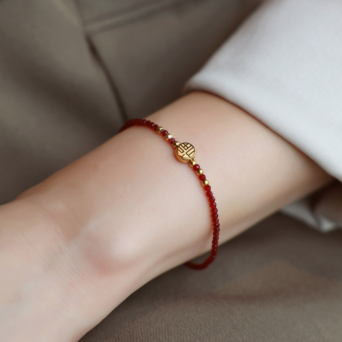 ZOXI不掉色马年本命年红绳手链福字好运旺财叠戴手绳女款2025新款,饰品/流行首饰/时尚饰品新,手链,淘宝优惠券,粉丝福利购,淘宝优惠卷