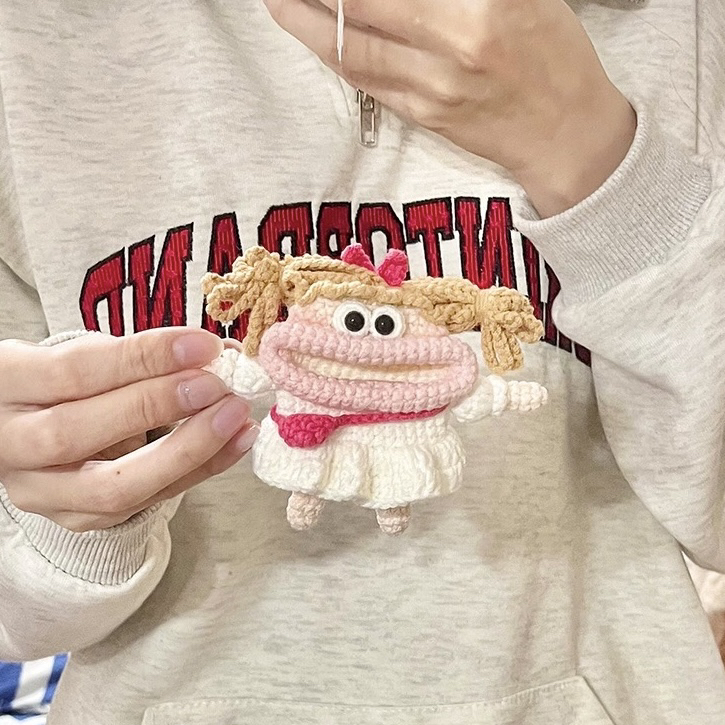 手工钩针编织diy毛线钩织搞怪大嘴包耳机包钥匙包材料包送闺蜜礼