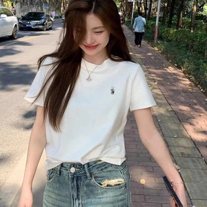 2026新款春夏季欧货重磅小马标刺绣圆领短袖T恤显瘦正肩上衣女潮