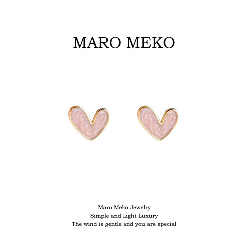 MaroMeko粉色桃心耳钉