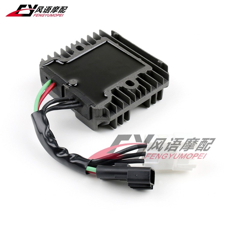 适用铃木天浪650 AN650 03-12 VZR1800 林荫大道 充电器 整流器