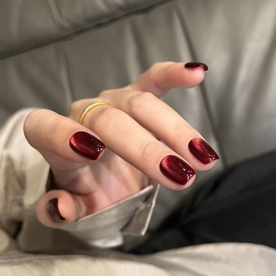 安可拉红显白穿戴甲美甲