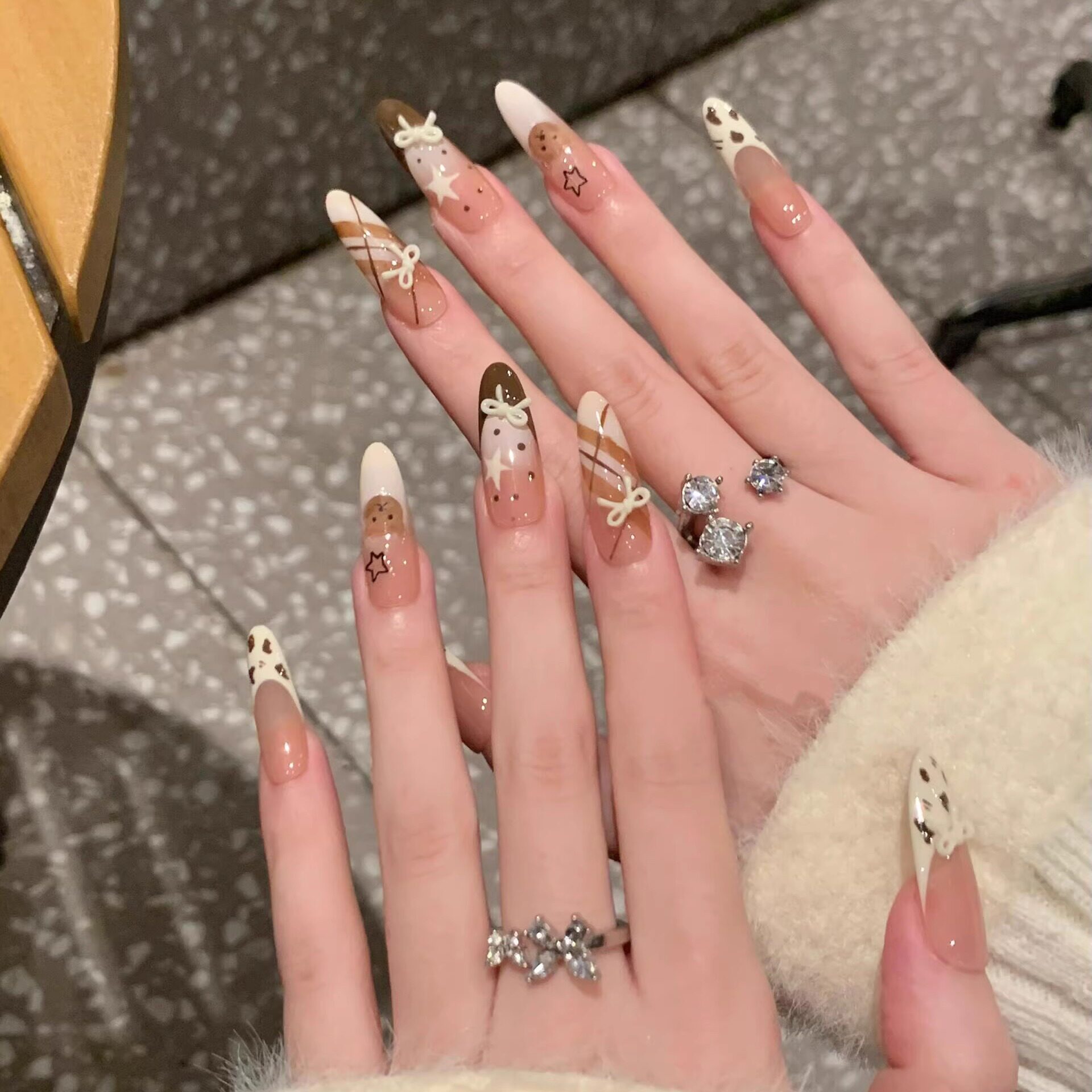 M352曲奇小熊高级可爱波点小法式美甲蝴蝶结豹纹穿戴甲可拆卸贴片