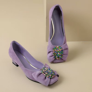 中跟方头软皮豆豆鞋 水钻蝴蝶结女粗跟飘鞋 女浅口法式 开春小单鞋