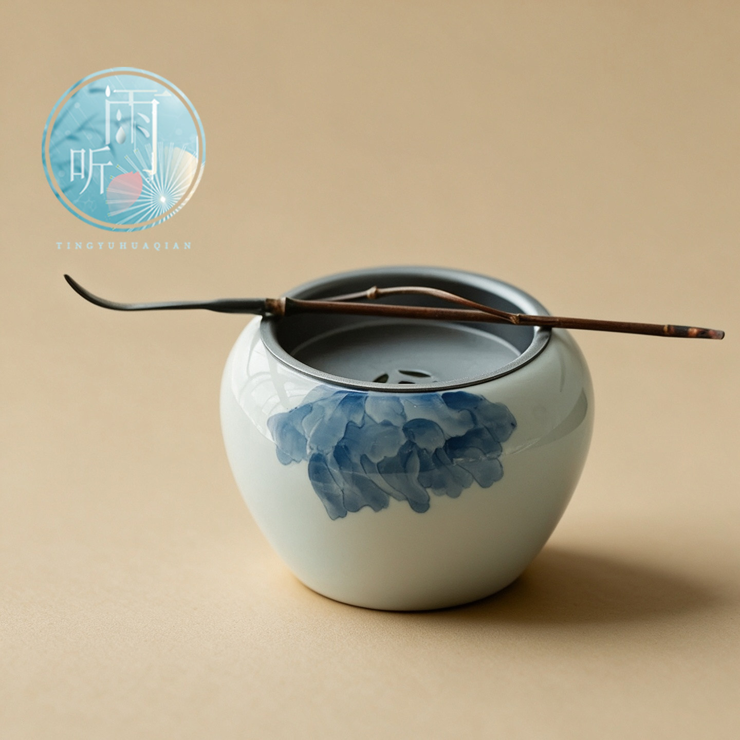手绘玉泥建水釉下彩蓝牡丹茶渣缸带盖干泡盘家用功夫茶具陶瓷茶洗