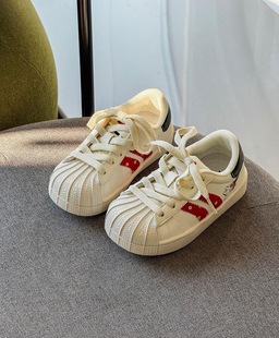 2026春季儿童百搭小白鞋男童韩版休闲鞋防滑板鞋女童皮面运动鞋