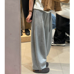 灰色休闲运动卫裤女大码春季2026新款胖妹妹mm宽松显瘦弯刀阔腿裤