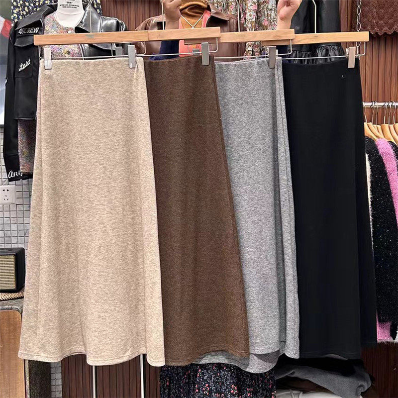 2024冬季纯色松紧腰羊绒A字裙半身裙裙子女时尚显瘦大摆垂感遮肉