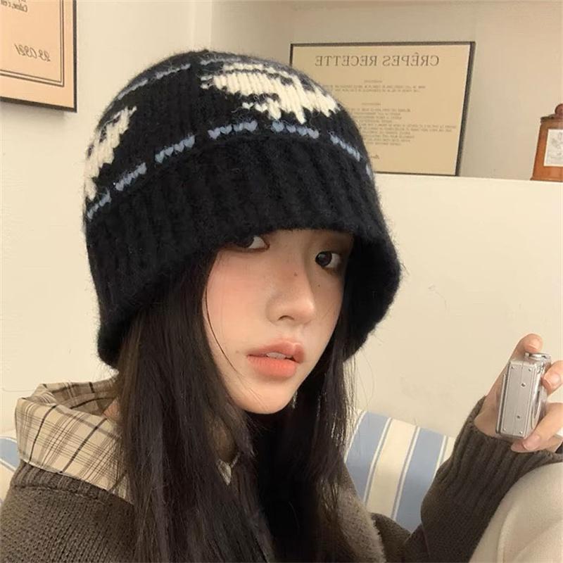 秋冬逛街显脸小复古休闲针织帽女