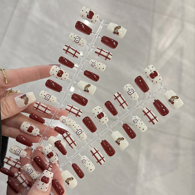 酒红奶白撞色格纹ins风苹果腊肠狗可爱显白短款手工穿戴美甲贴片