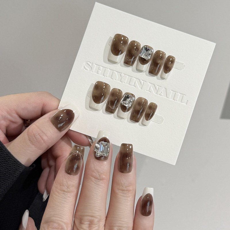 新款美甲穿戴甲琥珀法式晕染冰糖堆钻秋日高级感通勤显白可拆卸