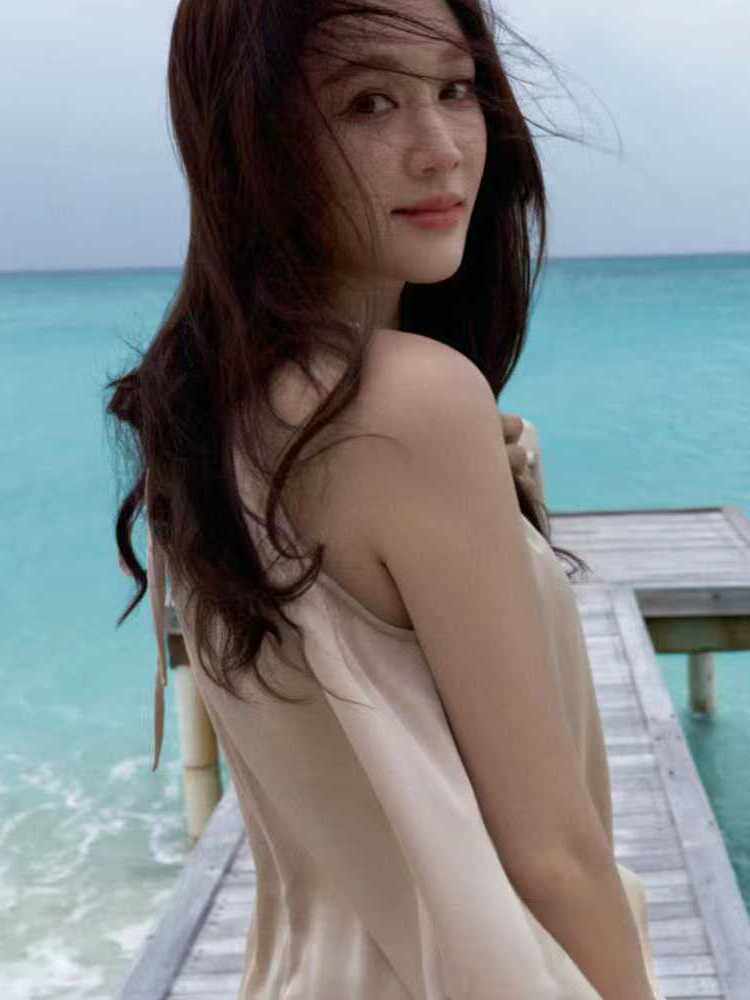 沙滩吊带夏天露背沙滩