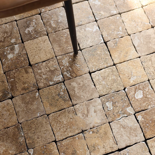 雨典米黄色莱姆石厂家直销