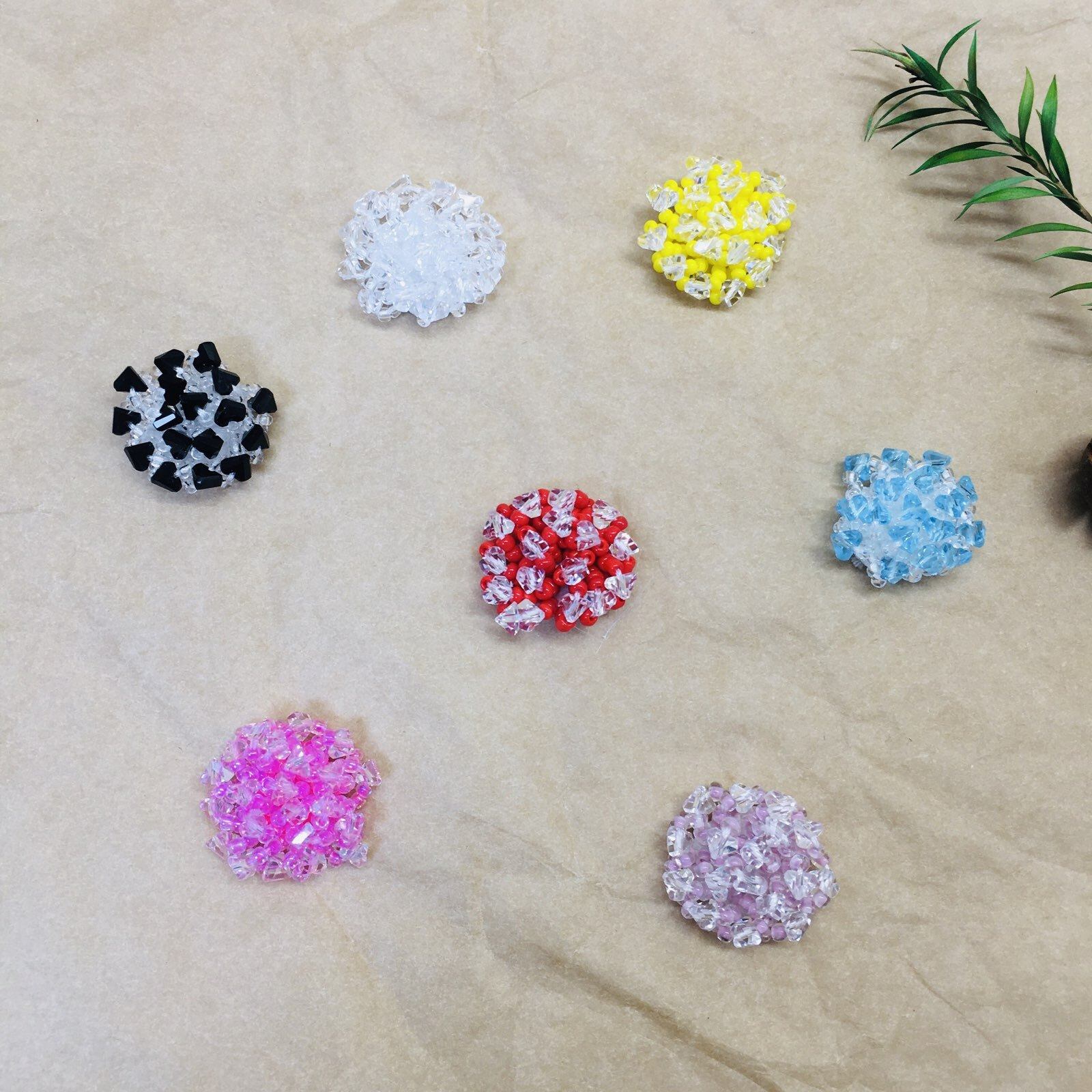 新款手工彩色水晶珠鞋花装饰扣配饰花朵透明钉珠纽扣发饰服装辅料,居家布艺,珠子/钻饰/花朵等配饰,淘宝优惠券,粉丝福利购,淘宝优惠卷