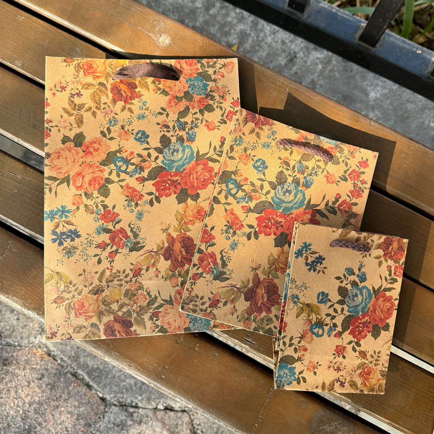 复古玫瑰印花礼品纸袋牛皮纸手提袋手霜护肤品饰品小号礼物包装袋