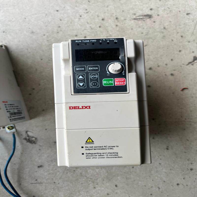 德力西变频器1.5KW EM60系列包好成色 维修/咨询