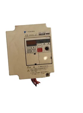 安川变频器CIMR-J7AA40P7 075KW 包好 备件/咨询