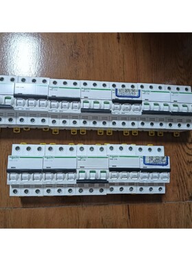 施耐德iC65N3P开关C10AC16A380V 备件/咨询