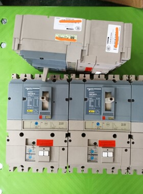 施耐德 老款 NSE100N/4P50A/塑壳断路器 漏电保 备件/咨询