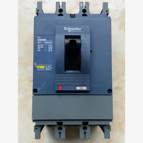 施耐德塑壳断路器3P500安空气开关 EZD630E 500 备件/咨询