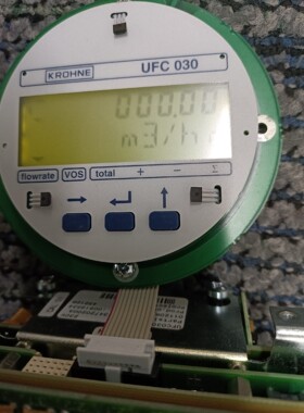 原装科隆电磁流量计板子UFC030上电显示如图正常其 备件/咨询