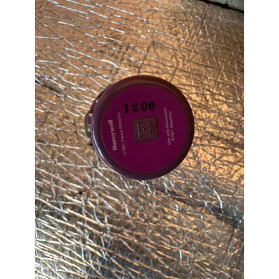 霍尼韦尔C7061A1020成色如图要的联系 备件/咨询