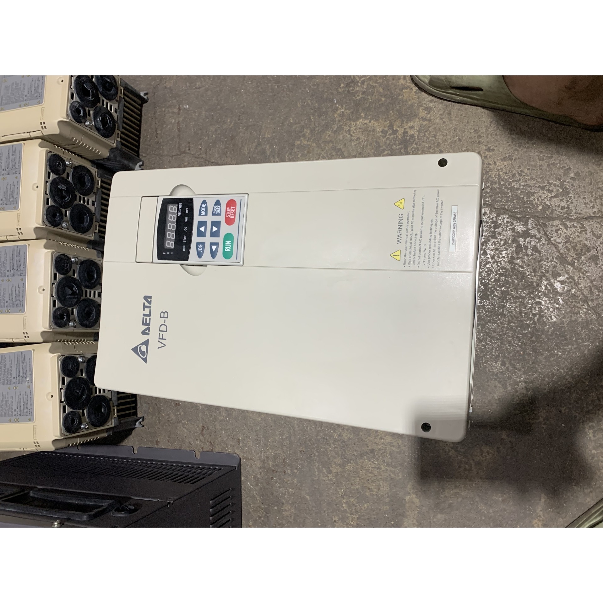 VFDB变频器15KW 实物拍摄 成色漂亮 423版 备件/咨询