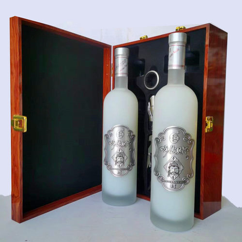 奶酒呼伦贝尔奶酒白色礼盒酒
