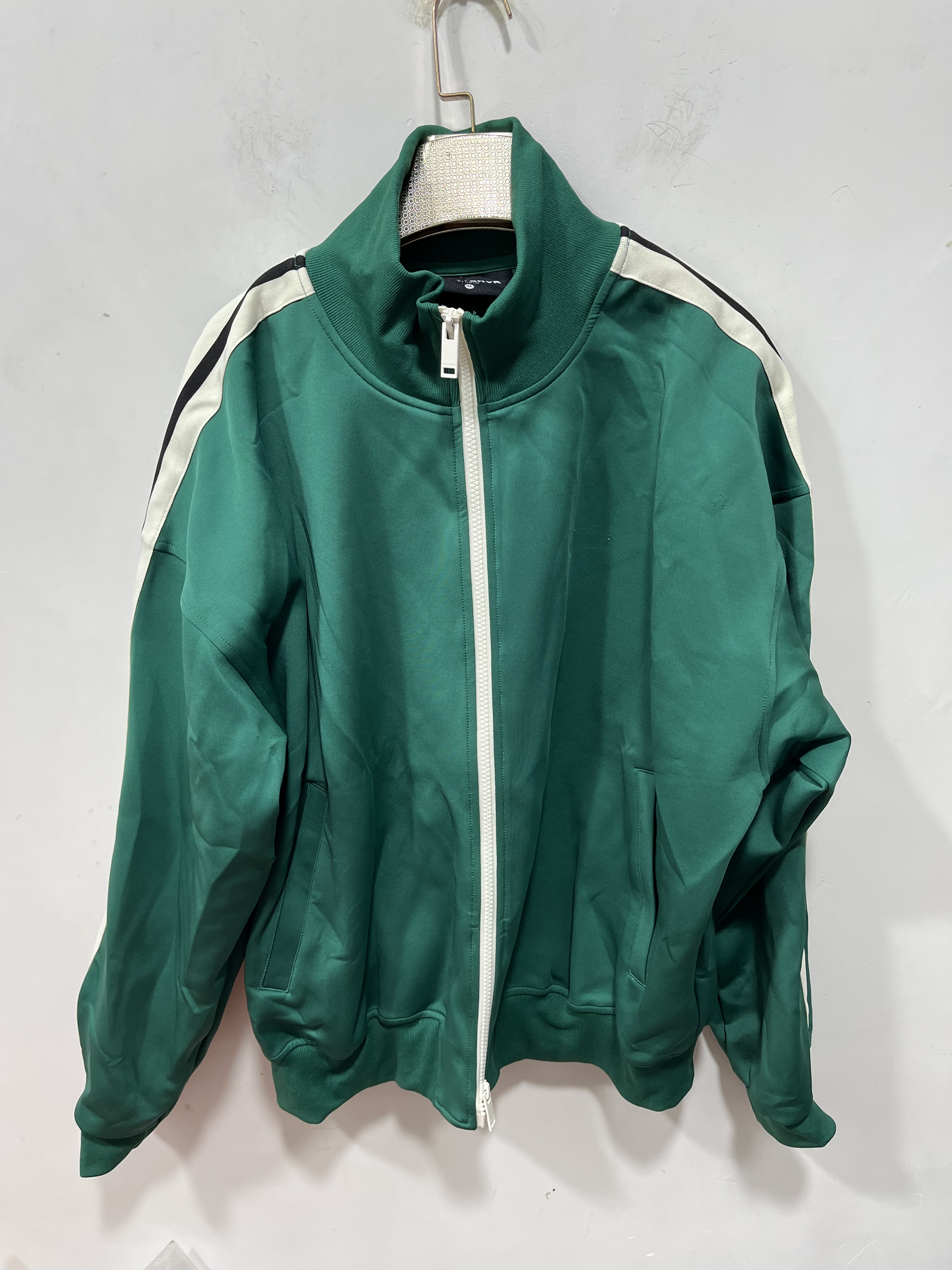 亏本清货春秋款加肥加大码男装时尚潮牌休闲外套卫衣立领