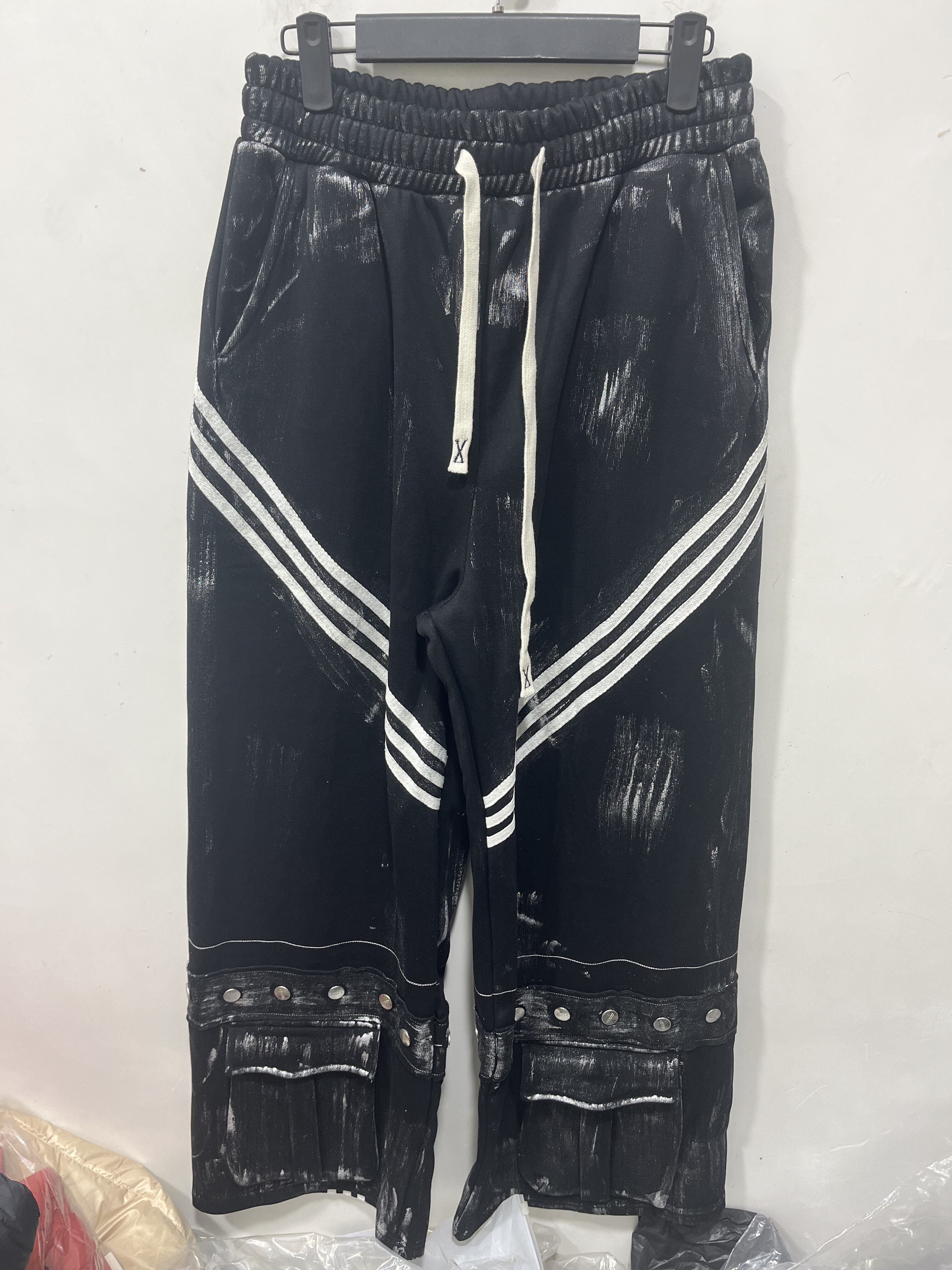 亏本清货秋冬款加肥加大码男装时尚潮牌做旧运动裤卫裤加绒工装裤