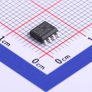 AT24C32D-SSHM-T EEPROM AT24C32D-SSHM-T SOIC-8 原装现货