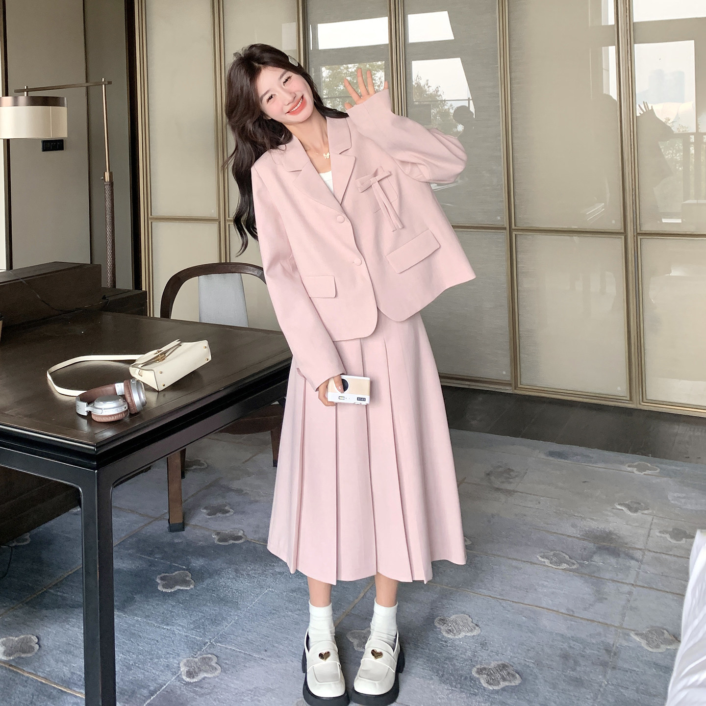 粉色韩系甜美少女感蝴蝶结西装套装2026春季新款高腰百褶裙两件套