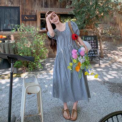 法式复古泡泡袖格子连衣裙女中长款2026夏季新款显瘦设计感A字裙