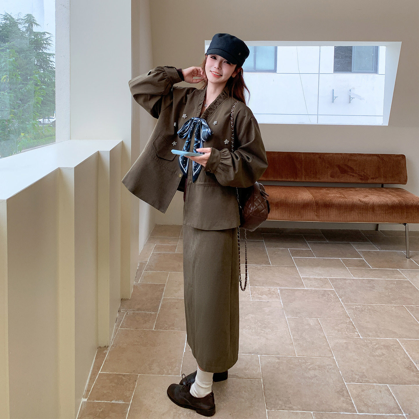 又A又飒复古工装风女装两件套2026新款丝巾系带上衣半身裙套装秋