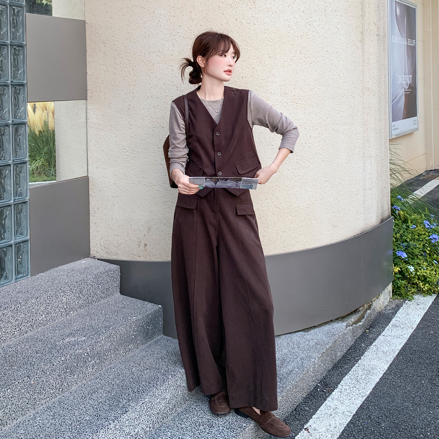 老钱风咖色马甲套装女高级感