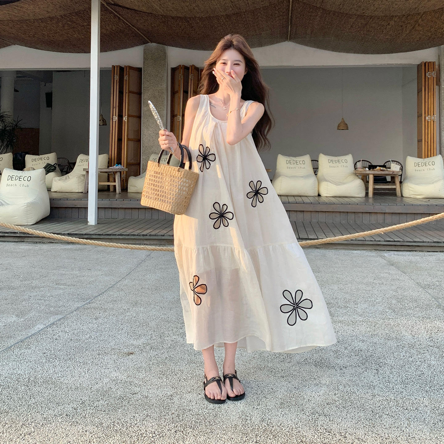 法式初恋奶甜清纯系印花连衣裙女夏日俏皮减龄高腰背心裙2026新款