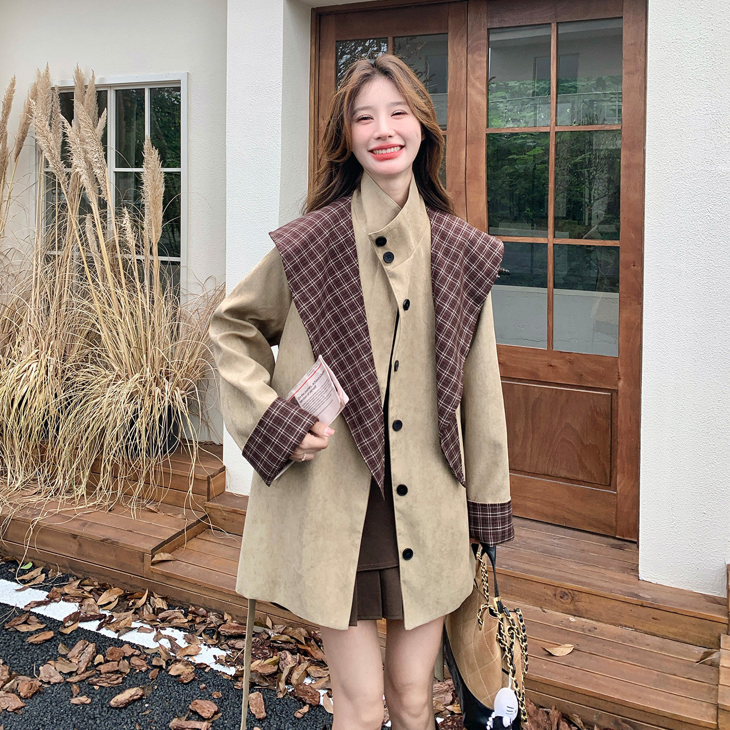 格纹拼接立领女中长款风衣