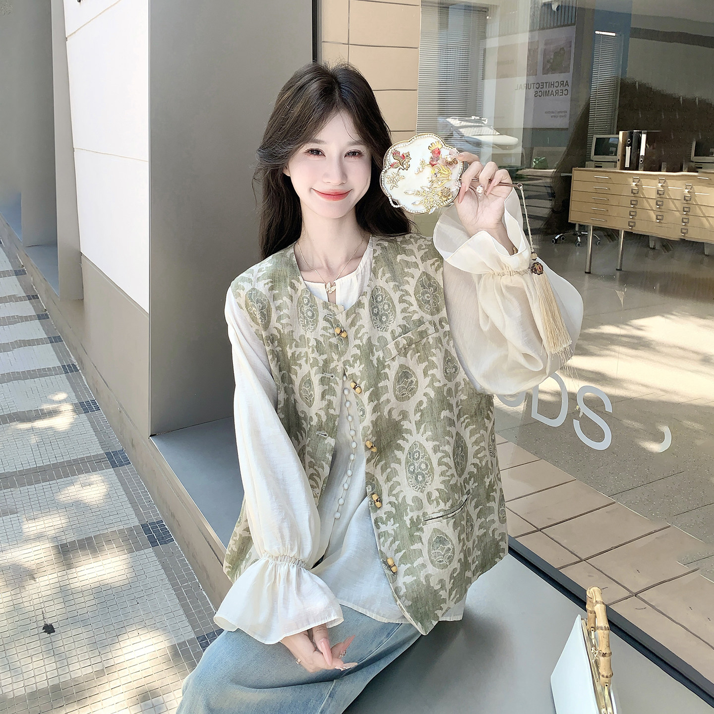 绿色森系浪漫田园风印花马甲套装女2026早秋新款气质衬衫两件套