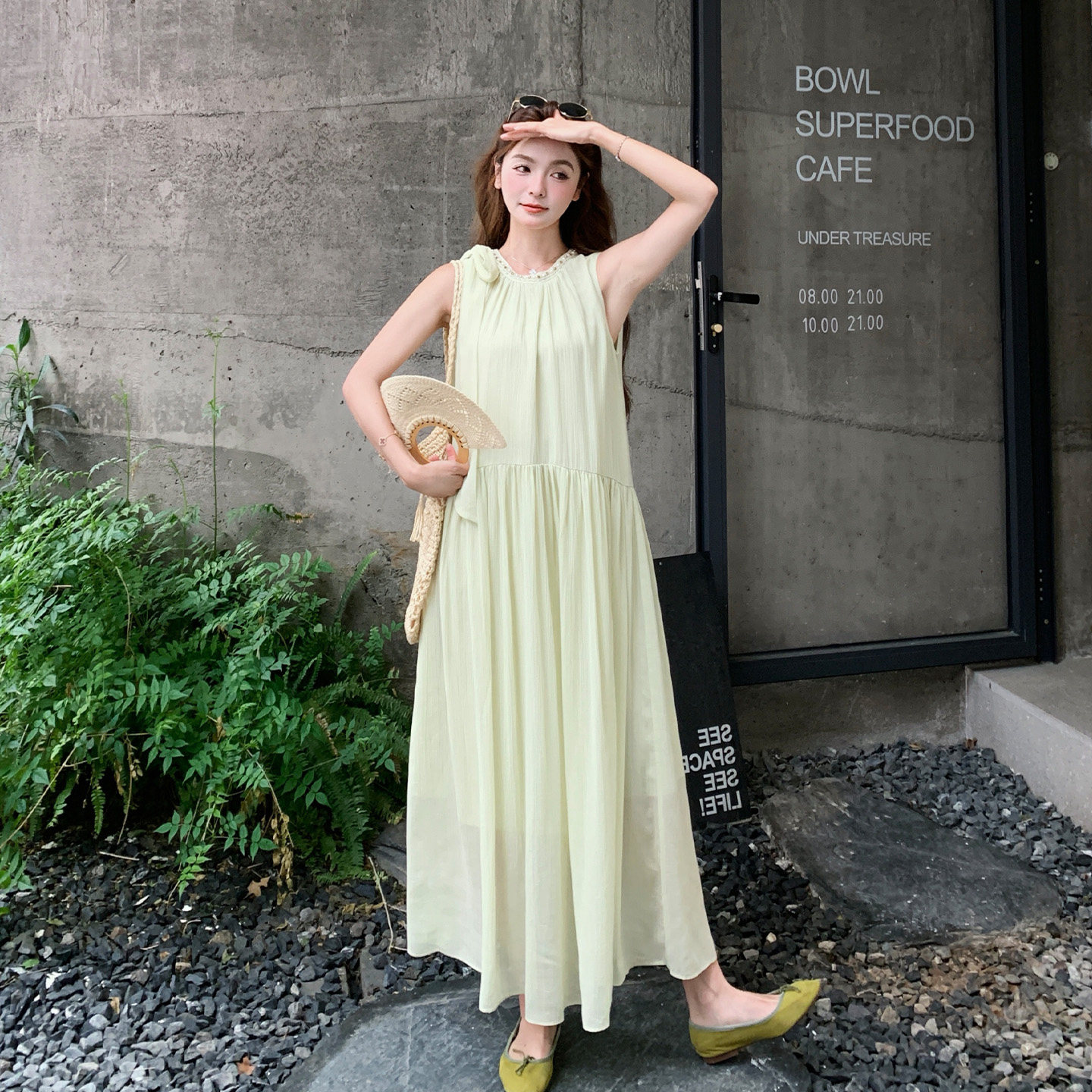 韩系甜美风时尚减龄无袖连衣裙女2026初夏新款简约气质款简约长裙