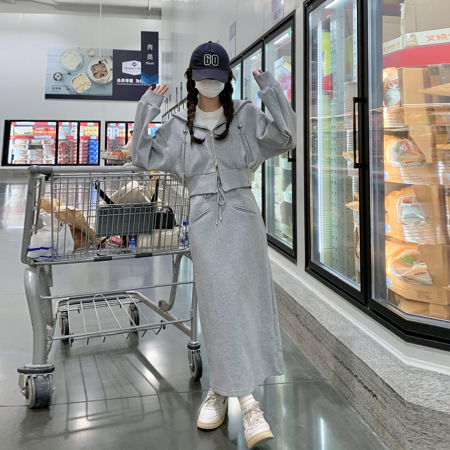韩版休闲减龄运动风卫衣套装女2026新款短款连帽上衣半身裙两件套