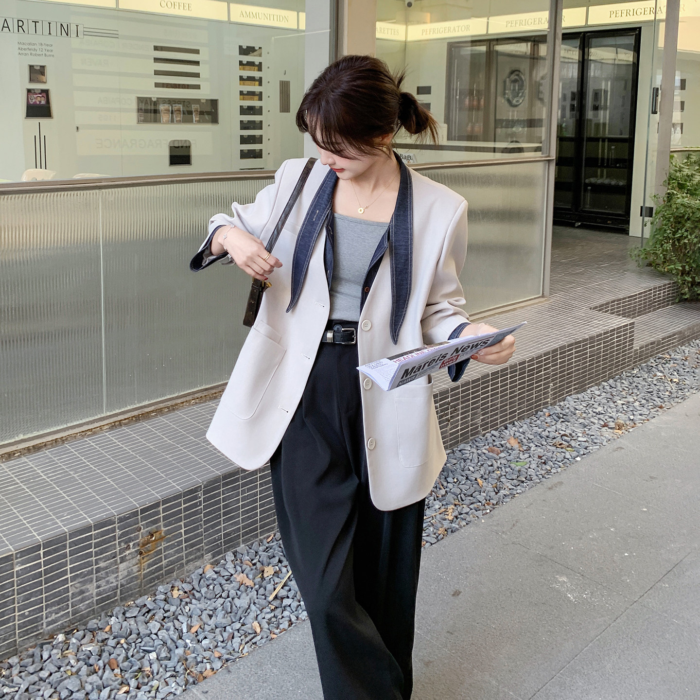 米色别致设计感牛仔拼接西装外套女2026春季新款韩版时髦洋气西服