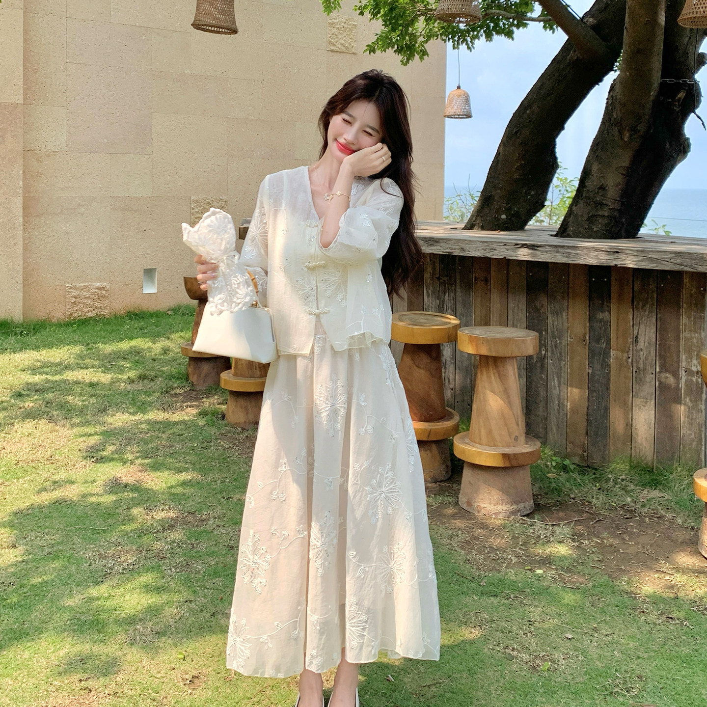 米白新中式提花盘扣夏季女两件套