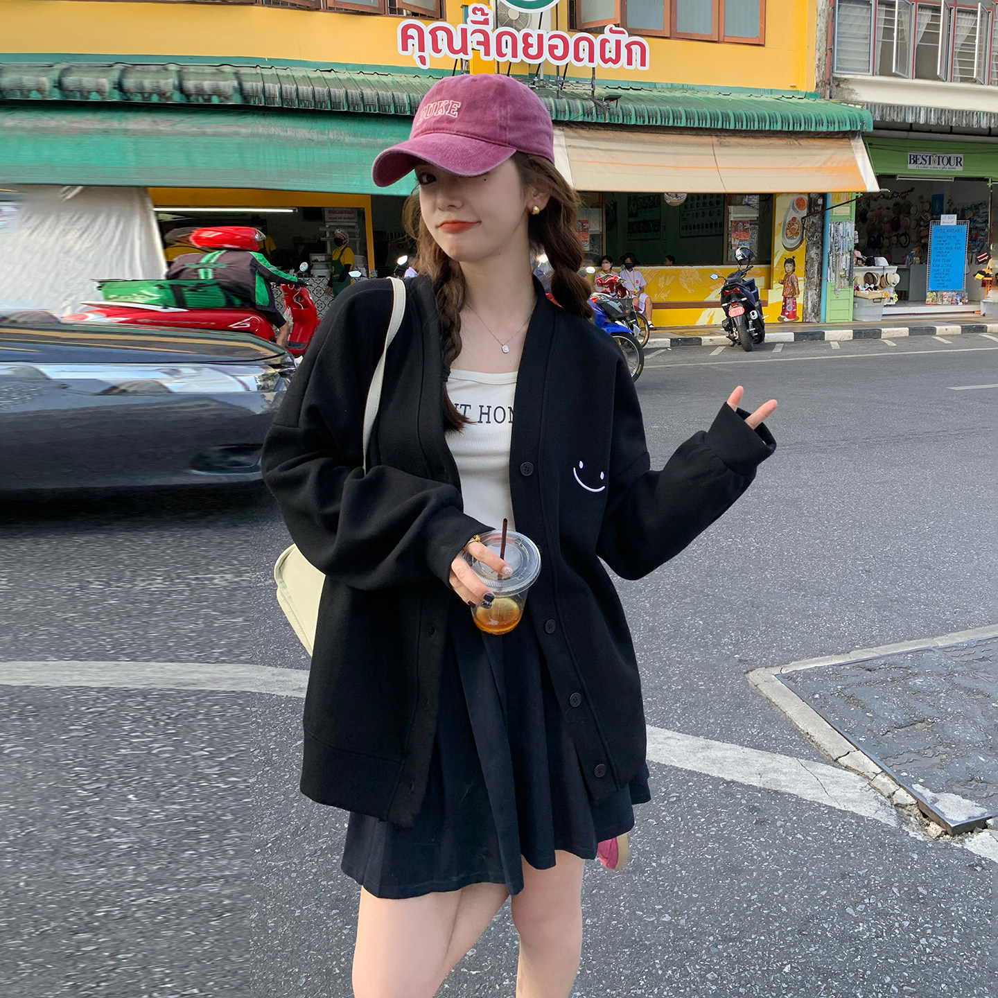 黑色简约高级感印花卫衣外套女2026春新款韩系时尚休闲松弛感开衫