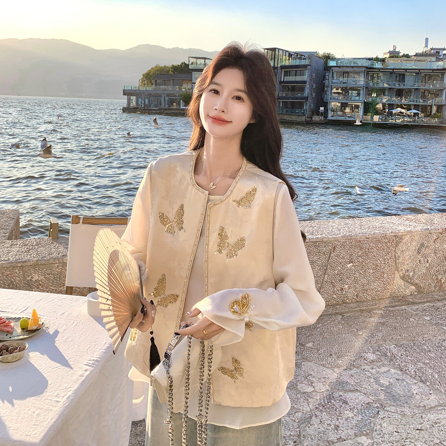 新中式蝴蝶刺绣马甲两件套女秋