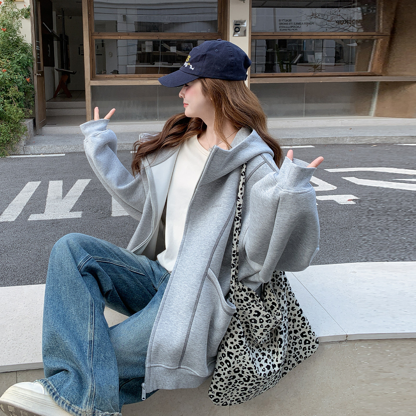 灰色韩系学院风休闲连帽卫衣外套女2026春新款小个子宽松运动上衣